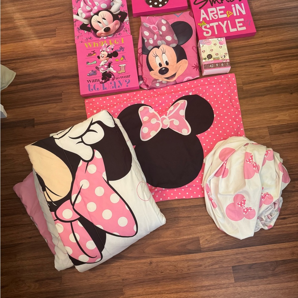 Disney Minnie Mouse Pink Bedding Set